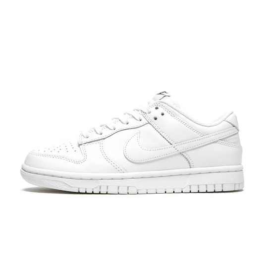 Nike Dunk Low Triple White W - SNEAKERS OF WISDOM