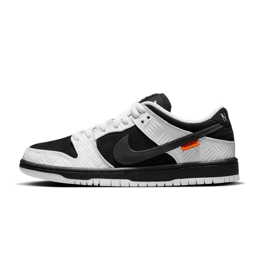 Nike SB Dunk Low TIGHTBOOTH - SNEAKERS OF WISDOM