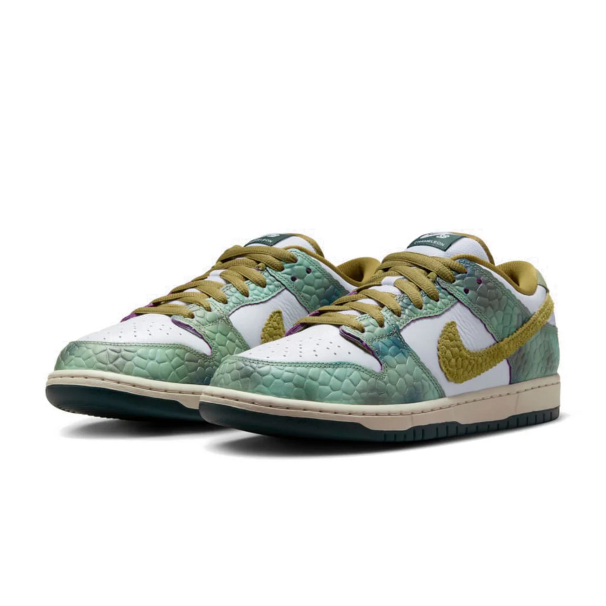 Nike SB Dunk Low Alexis Sablone Chameleon